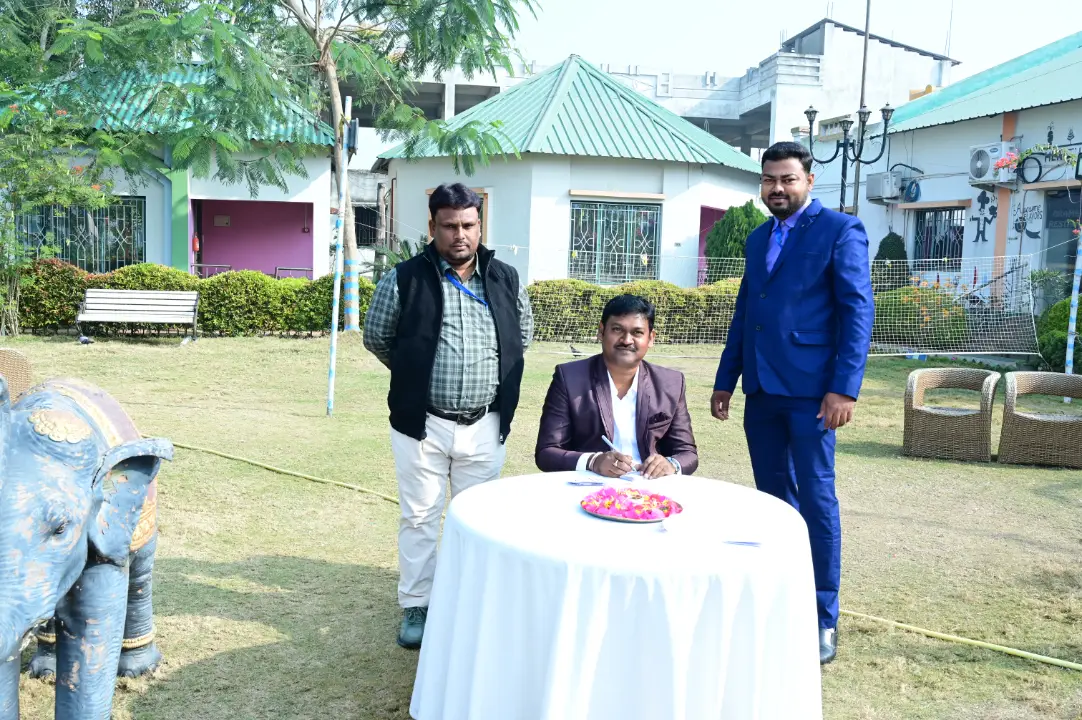 Sushma Pashu Khadya Event Moment 45