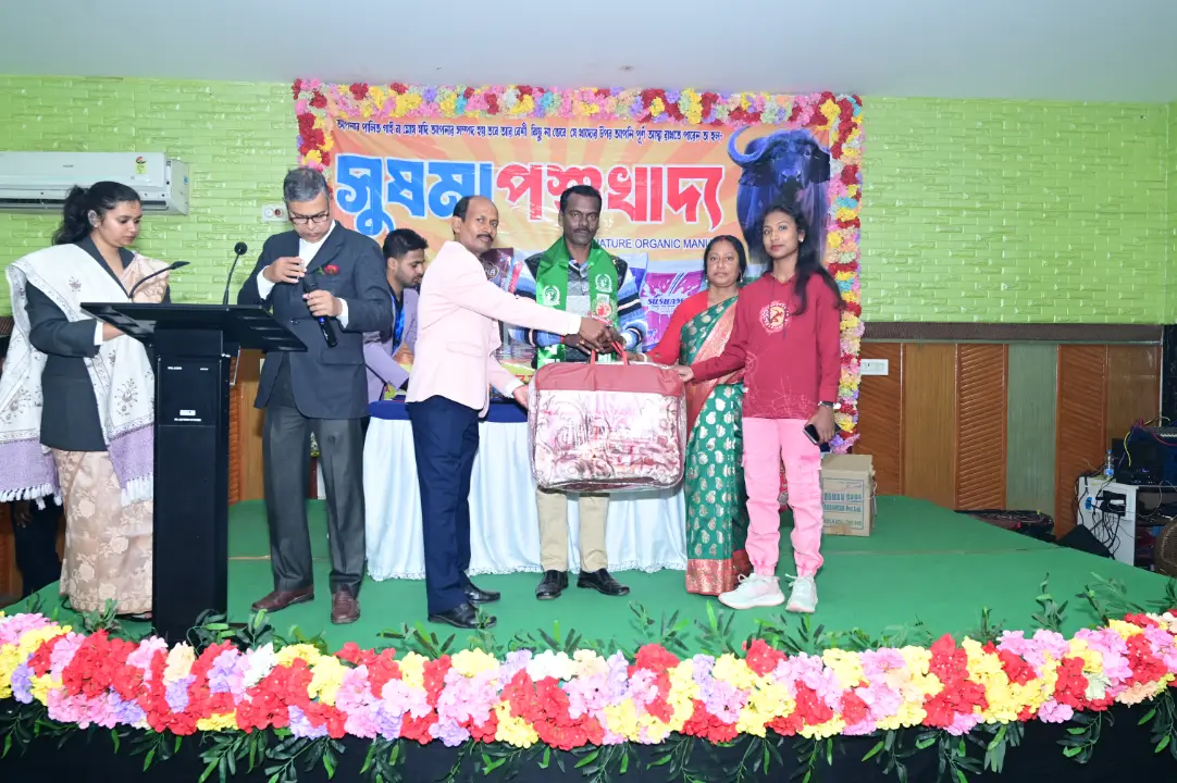 Sushma Pashu Khadya Special Moment 15